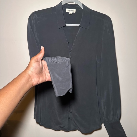 L’AGENCE Elegant Charcoal Silk Charmeuse Romantic Button-Up Blouse Size XS - Picture 1 of 16